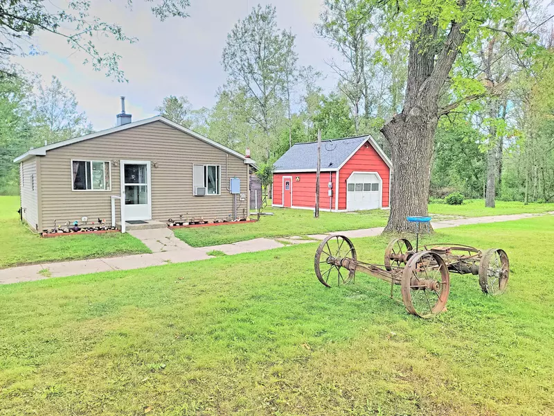 8413 S James Road, Baldwin, MI 49304