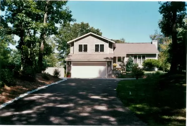 3501 64th Street, Saugatuck, MI 49453