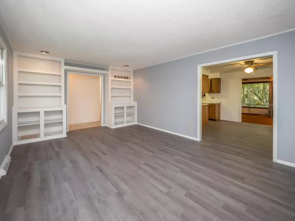 Kalamazoo, MI 49009,35590 23rd Street