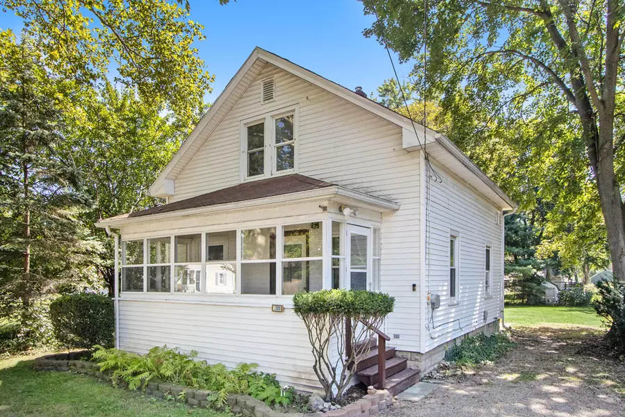 2513 Logan Avenue, Kalamazoo, MI 49008