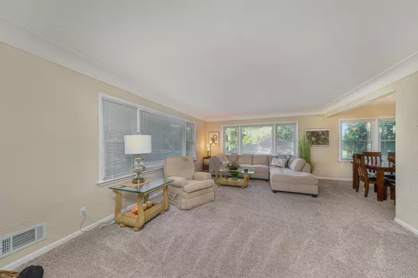 Richland, MI 49083,7069 Hazelwood