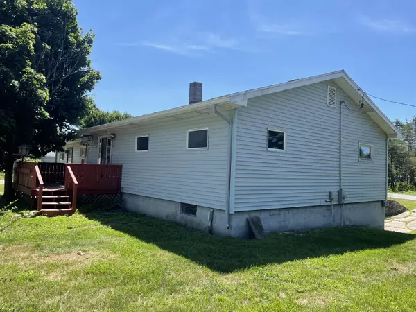 Grant, MI 49327,541 W 136th Street