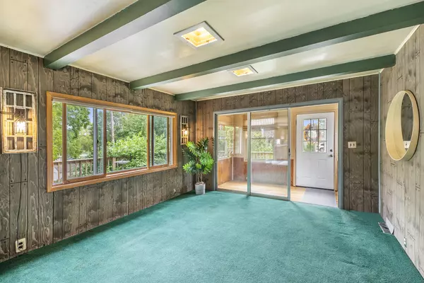 Gowen, MI 49326,16192 Larsen Avenue