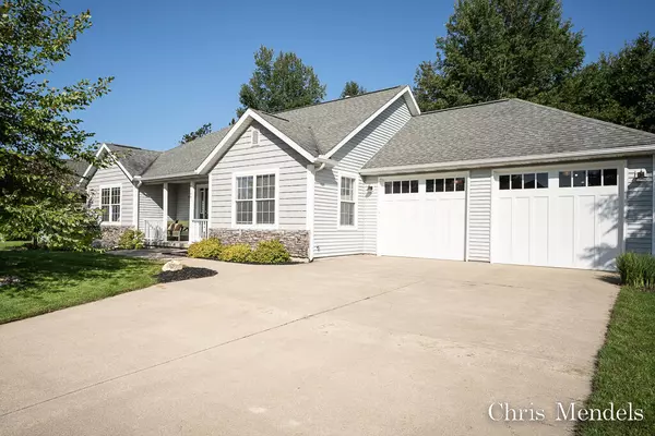 9165 Stillwater Drive, West Olive, MI 49460