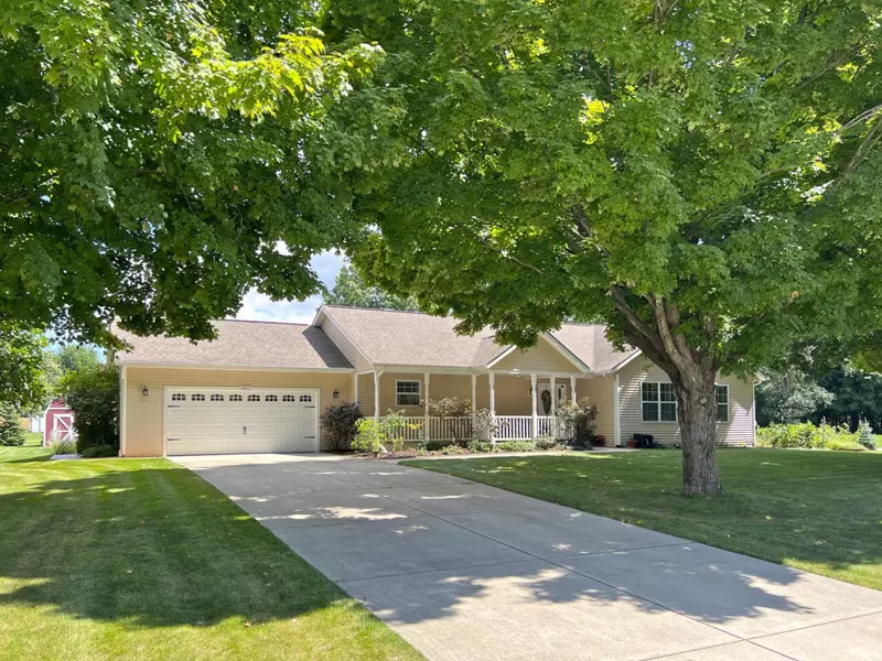 6812 Shady Grove Street, Kalamazoo, MI 49004