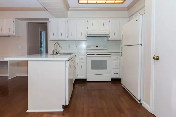 Portage, MI 49002,10197 Point O Woods Drive