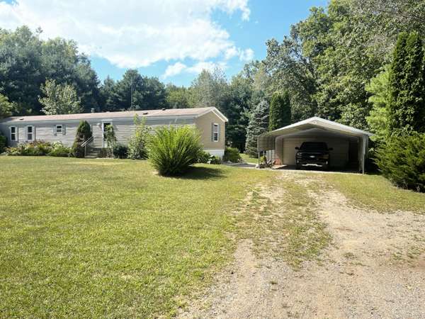 11400 Dixon Road, Rives Junction, MI 49277