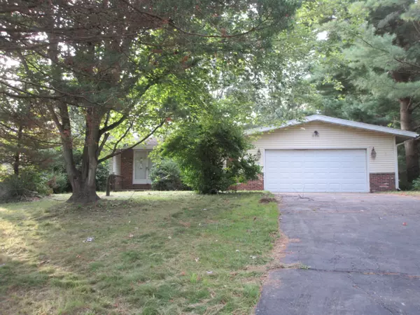 11381 Edgewood Drive, Bellevue, MI 49021