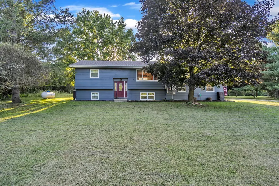 12700 Gates Road, Cement City, MI 49233