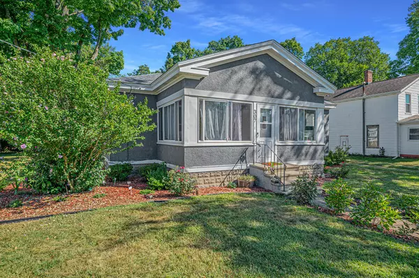 Paw Paw, MI 49079,307 Cedar Street