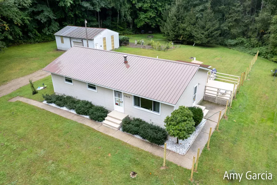 5855 S Frank Smith Road, Chase, MI 49623