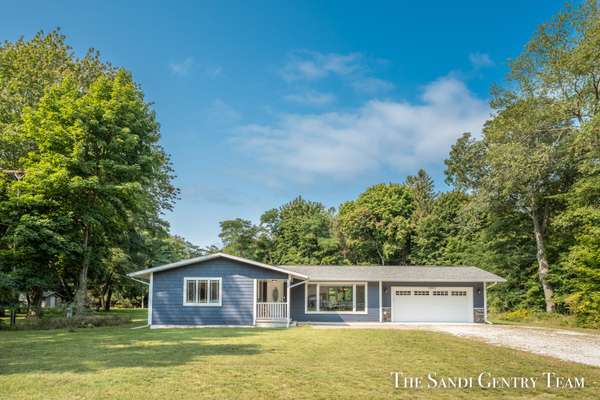 5885 Lamos Road, Whitehall, MI 49461