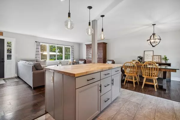 Stevensville, MI 49127,5988 Ponderosa Drive