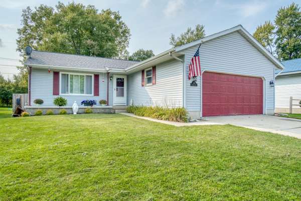 745 Faircrest NW Avenue, Grand Rapids, MI 49534