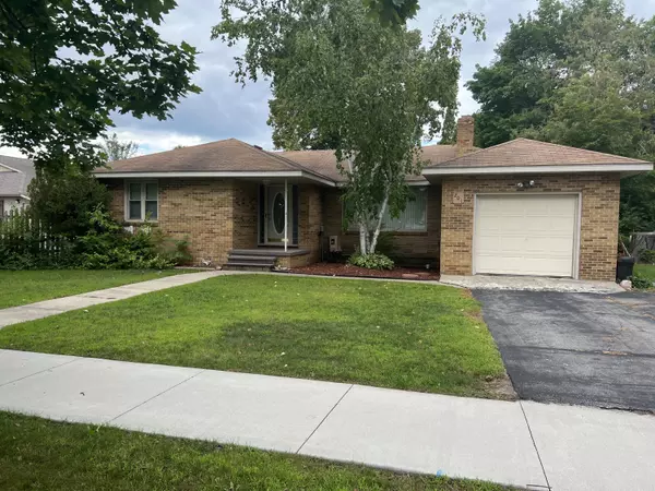 201 N Bowery Avenue, Gladwin, MI 48624