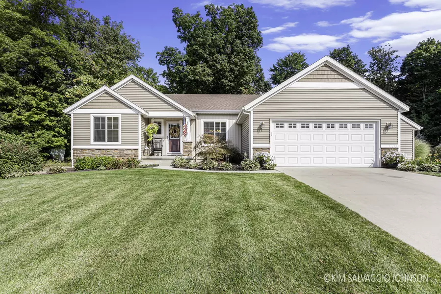 4587 Wren SE Drive, Caledonia, MI 49316