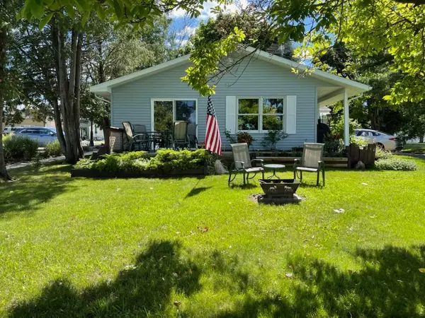 310 Lake Drive, Lakeview, MI 48850