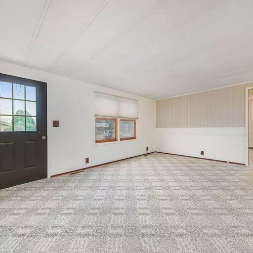 Schoolcraft, MI 49087,354 E Lyons Street