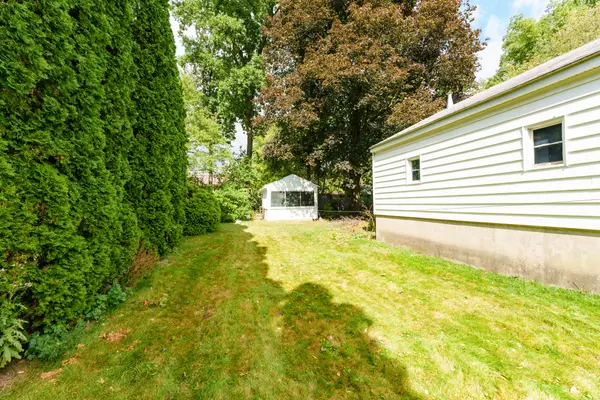 Kalamazoo, MI 49001,2021 Royce Avenue