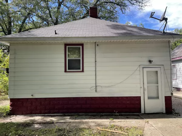 Muskegon Heights, MI 49444,3220 6th Street