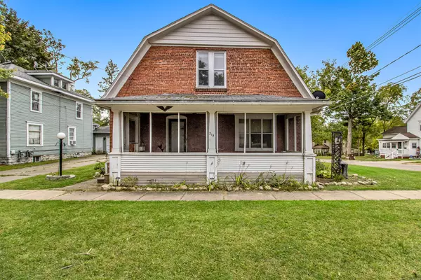 215 W Ash Street, Albion, MI 49224