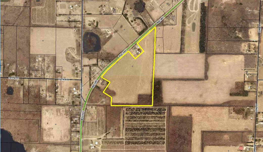 M 40 Highway, Gobles, MI 49055
