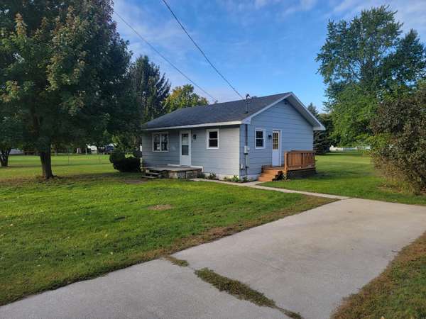 Eastlake, MI 49626,28 3rd Street