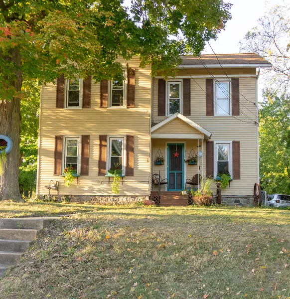 610 E Michigan Avenue, Grass Lake, MI 49240