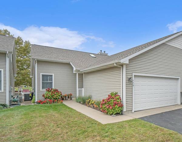 428 River Island Drive, South Haven, MI 49090