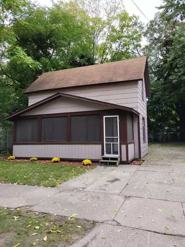 3017 7th Street, Muskegon Heights, MI 49444