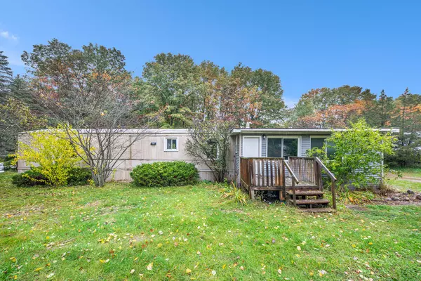 22104 Kendaville Road, Pierson, MI 49339