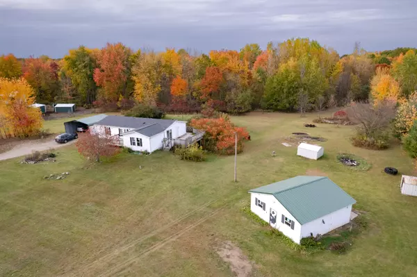 Bloomingdale, MI 49026,43380 Co Rd 390