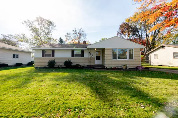 1475 Princeton Road, Roosevelt Park, MI 49441