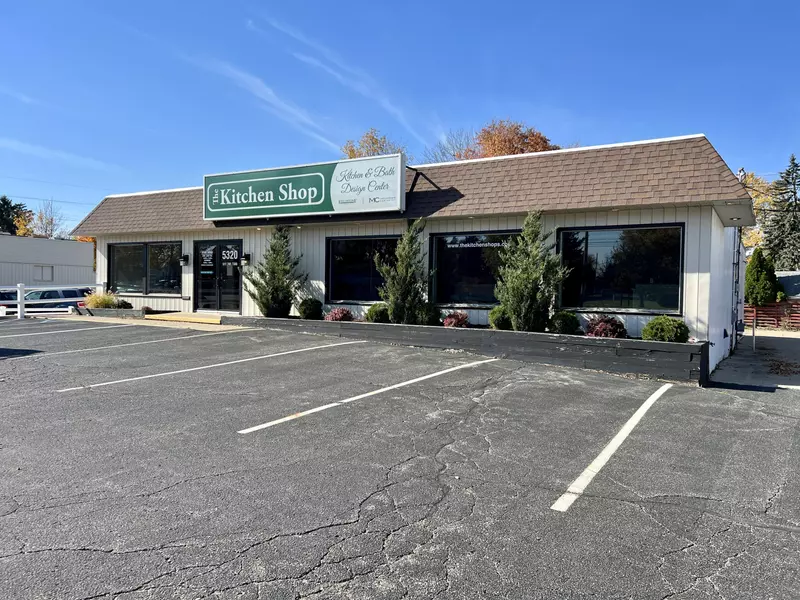 5320 S Pennsylvania Avenue, Lansing, MI 48911