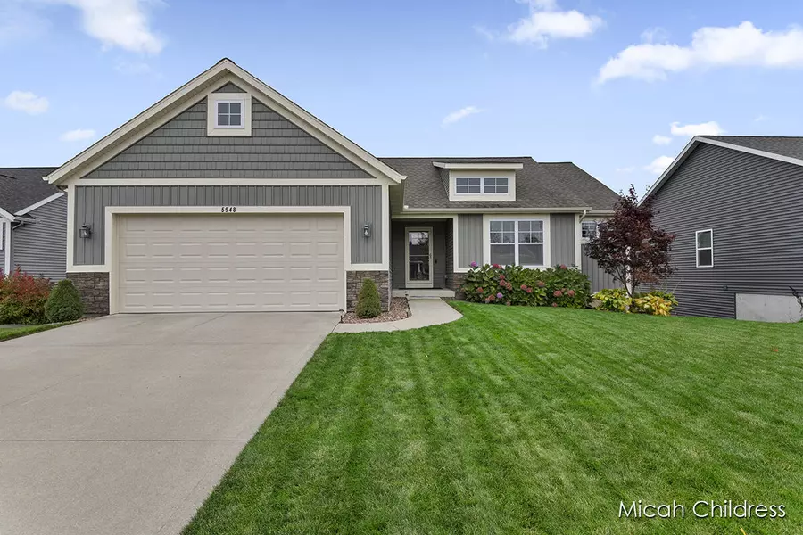 5948 Farmview Drive, Allendale, MI 49401