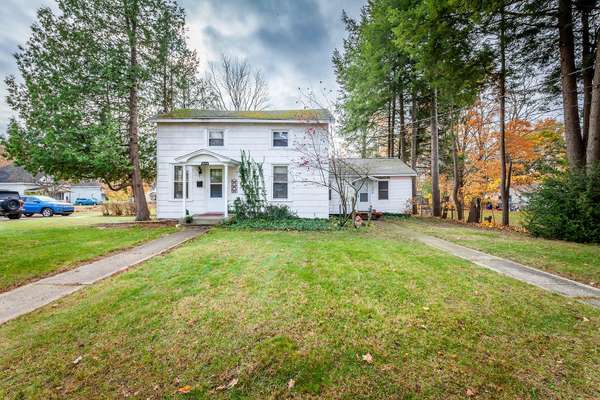 204 S Livingston Street, Whitehall, MI 49461