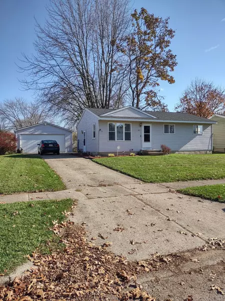 237 Elizabeth Dean Drive, Lowell, MI 49331