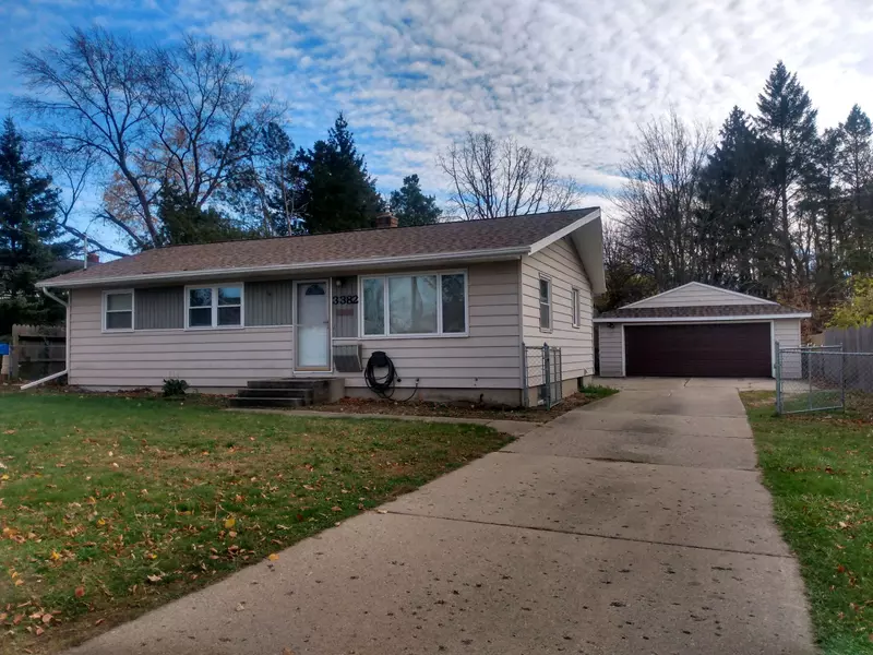 3382 30th SW Street, Grandville, MI 49418