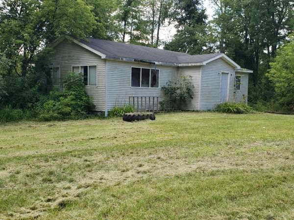 10491 Cranberry Lake Road, Marcellus, MI 49067