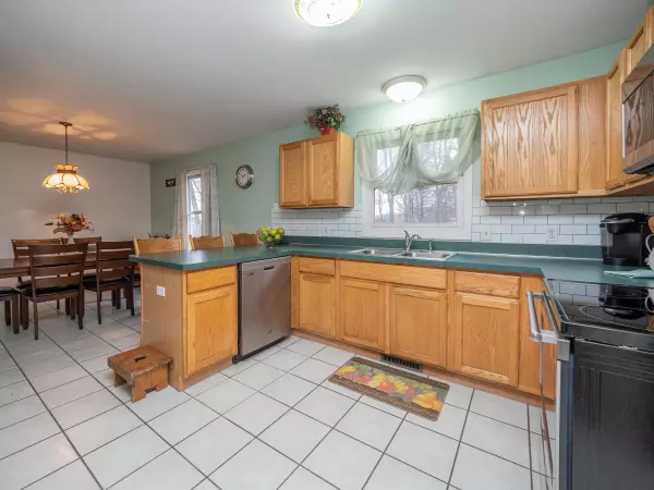 Climax, MI 49034,354 Prairie Place