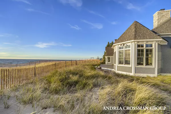 Spring Lake, MI 49456,19407 North Shore Drive