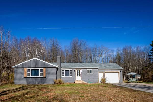 2748 Duck Lake Road, Whitehall, MI 49461