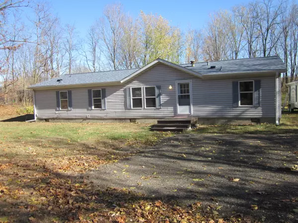 52199 Glenwood Road, Dowagiac, MI 49047