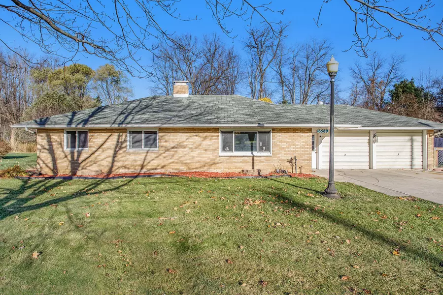 16589 E E Augusta Drive Drive, Augusta, MI 49012
