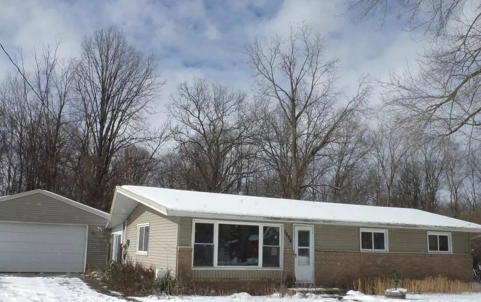 1604 Belmont Drive, Mount Pleasant, MI 48858