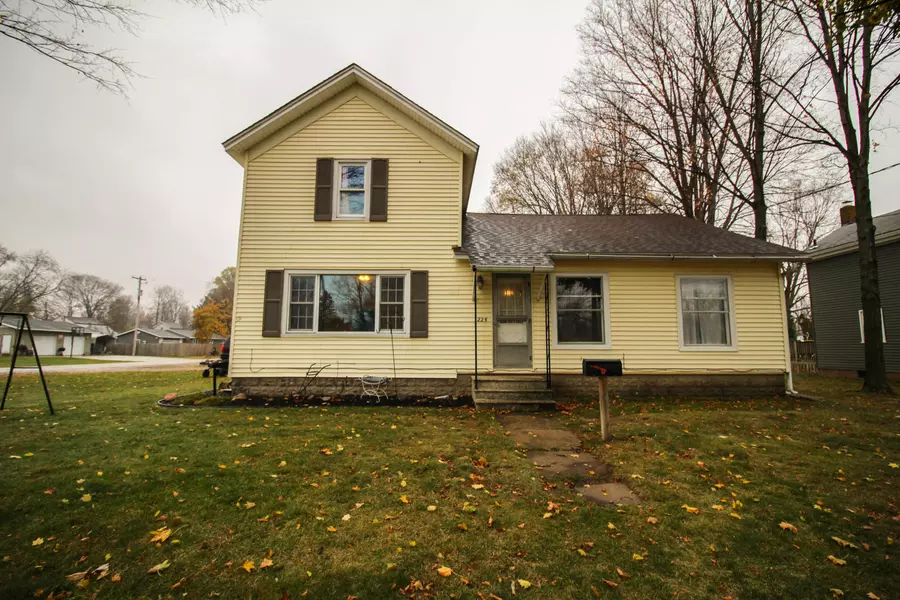 225 Race Street, Constantine, MI 49042