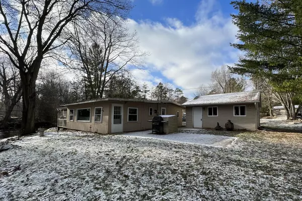 351 Deer Path Lane, Barryton, MI 49305