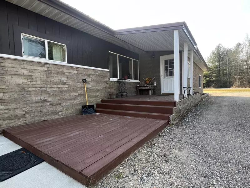 970 N Leaton Road, Mount Pleasant, MI 48858