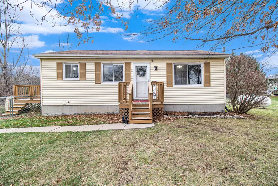 7708 E Nye Highway, Eaton Rapids, MI 48827
