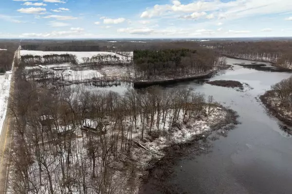 Edwardsburg, MI 49112,26630 Pine Lake Street